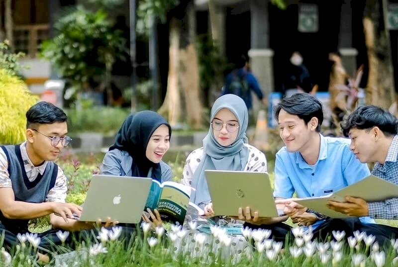 Surakarta Daily | Algoritma Digital, Hisab yang Kita Bangun Sendiri