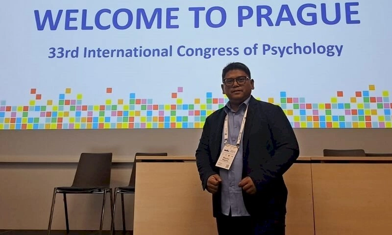 Surakarta Daily | Bahas Masa Depan Dunia yang Lebih Baik, Alumnus UMS Jadi Pembicara Kongres Psikologi Internasional ke-33 di Praha