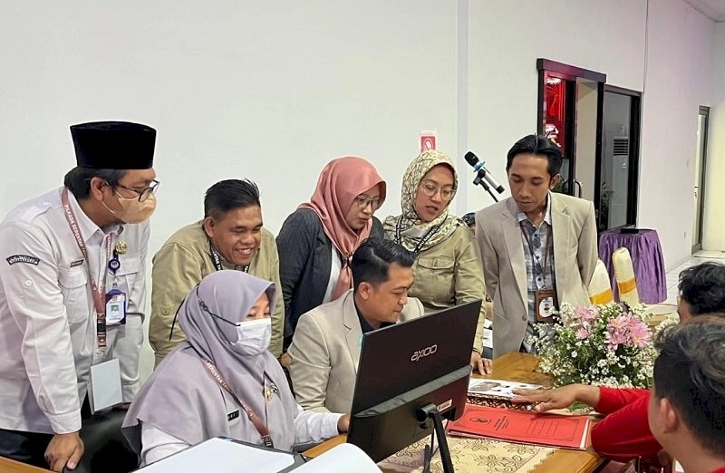 Surakarta Daily | Dini Tri Winaryani: Pendaftaran Bapaslon Usai, Awal yang Baik untuk Pilkada Karanganyar