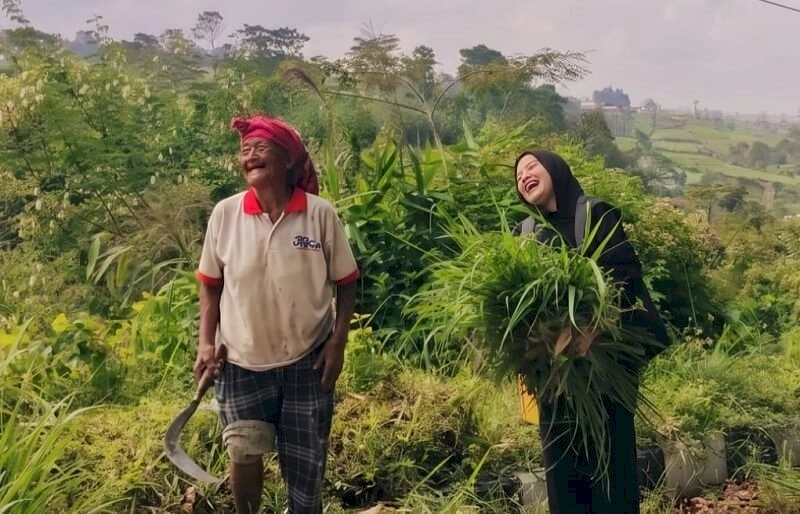 Surakarta Daily | Kartini Ningrat Kartini Akar-Rumput