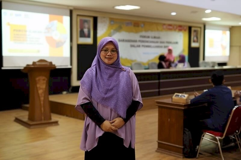 Surakarta Daily | Laili Etika Rahmawati, Dosbing Riset Juara Andalan Mahasiswa